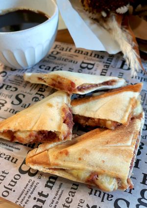 バナナと発酵あんこのホットサンド-レシピのメイン写真