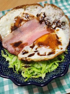 目玉焼き丼どーん-レシピのメイン写真