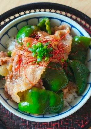 簡単夕食♡豚バラピーマン丼♪ランチ-レシピのメイン写真