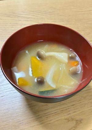 かぼちゃとしめじの味噌汁-レシピのメイン写真