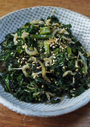 セロリの葉でふりかけ-レシピのメイン写真