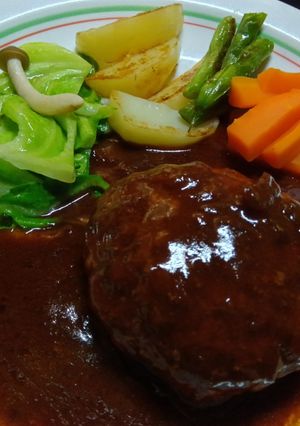肉と野菜の彩りハンバーグ・ディッシュ-レシピのメイン写真