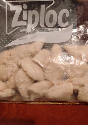 ササミは茹でて冷凍しておきます-レシピのメイン写真