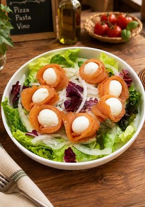 スモークサーモン＆モッツアレラのサラダ♪-レシピのメイン写真