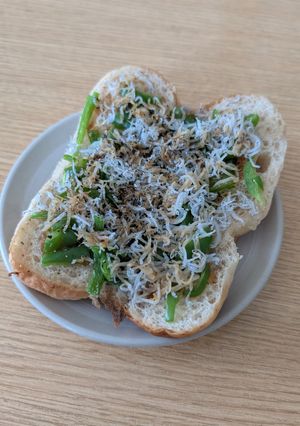 簡単美味しい♪しらすピーマントースト-レシピのメイン写真