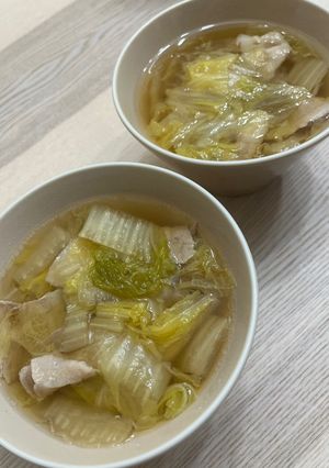 豚バラと白菜のミルフィーユ鍋風 スープ-レシピのメイン写真