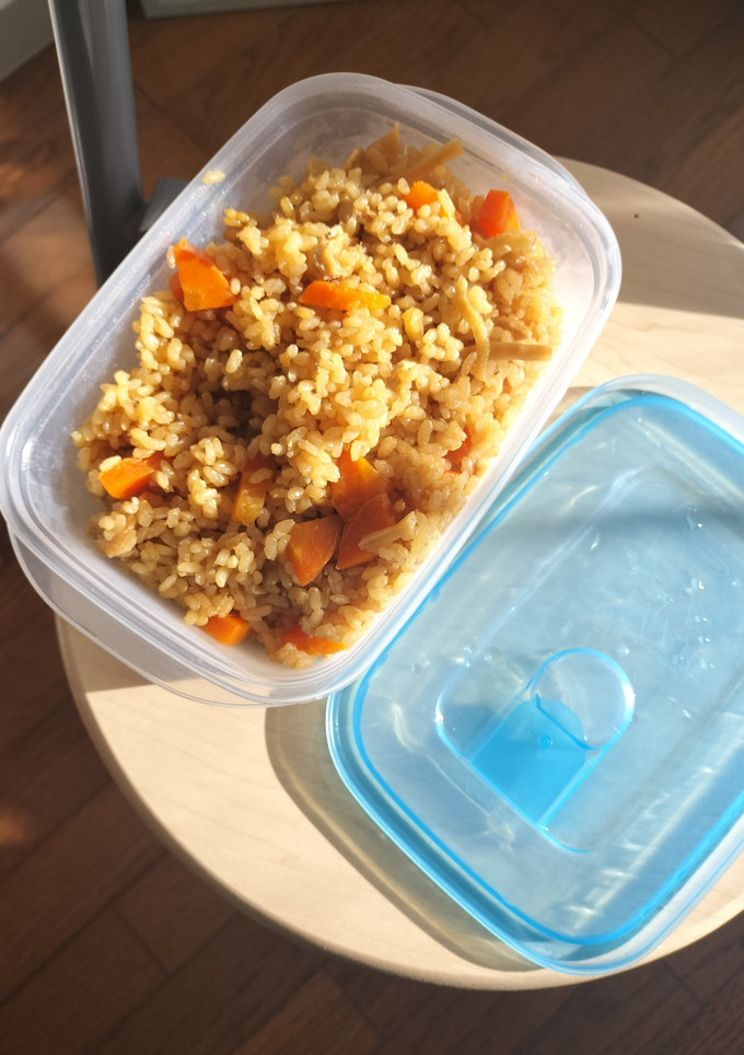 玄米の揚げ&根菜炊き込みご飯-レシピのメイン写真
