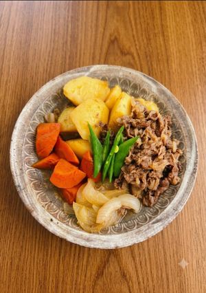 美味しいまかない『牛肉の肉じゃが』-レシピのメイン写真