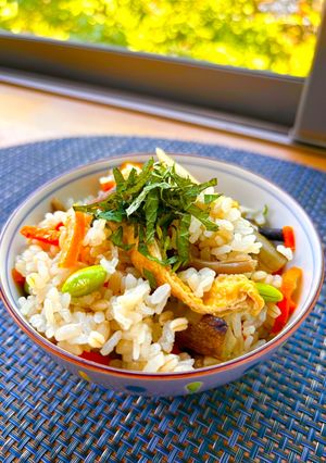 【簡単ご飯】きのこ人参ごぼうおあげさんの炊き込み-レシピのメイン写真
