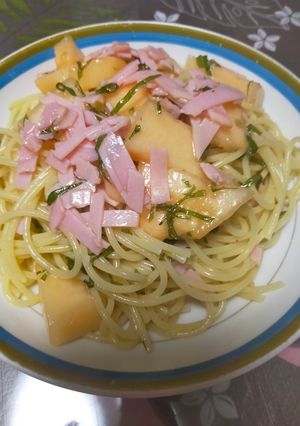 メロンとハムと紫蘇の冷製パスタ-レシピのメイン写真