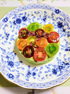 カニとアボカドのタルタル(前菜)-レシピのメイン写真