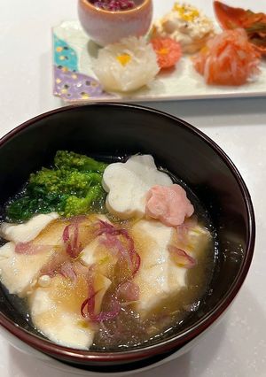 簡単♪温奴と菊の花のみぞれあんかけ-レシピのメイン写真