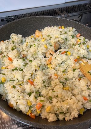 冷凍ご飯で！バター香るエビピラフ-レシピのメイン写真