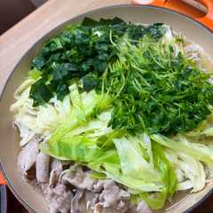 A picture of ＊鍋のつゆ＊野菜たくさん.