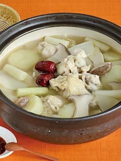 タッカンマリ風鍋(韓国風鶏鍋)-レシピのメイン写真