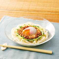 รูปของ ごまだれとりそぼろのサラダうどん