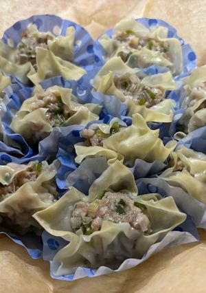 フライパンで大きなシンプル蒸し焼売-レシピのメイン写真