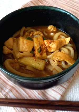 カレーとみりん香る鶏胸肉のカレーうどん-レシピのメイン写真