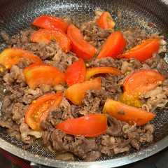 รูปของ 牛肉とトマトの炒め物
