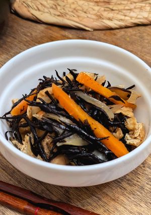簡単砂糖なし！重ね煮で作るひじきの煮物-レシピのメイン写真