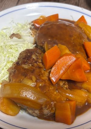 コラボ煮込みハンバーグ-レシピのメイン写真