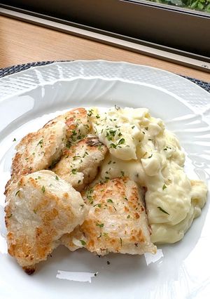 【簡単夕食】柔らか鶏胸肉のマカロニチーズ添え-レシピのメイン写真