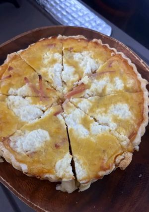 ゴロゴロ！ポテトとチーズの厚焼きキッシュ-レシピのメイン写真