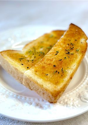 しげき感激✨わさびバタートースト-レシピのメイン写真