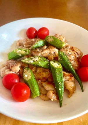 節約材料2つ！オクラと豚肉の照り焼き炒め-レシピのメイン写真