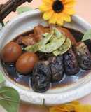 揚げヘタ紫ナスと手羽先の黒酢煮
