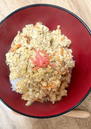 水切りなしでしっとり♪ いり豆腐丼-レシピのメイン写真