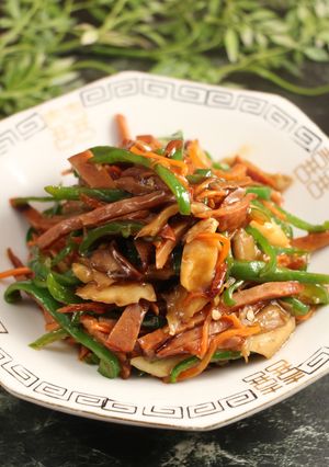 レンジで簡単！青椒肉絲　焼豚リメイク-レシピのメイン写真