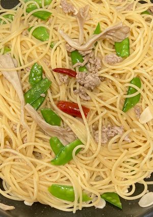 ひき肉と舞茸のペペロンチーノ-レシピのメイン写真
