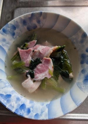 簡単★ベーコンとほうれん草の白だしスープ-レシピのメイン写真
