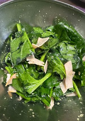 生ほうれん草で栄養たっぷりサラダ-レシピのメイン写真