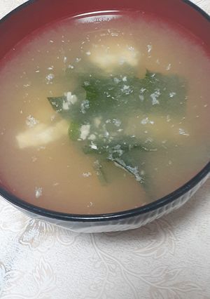 とっても簡単★豆腐とわかめのお味噌汁-レシピのメイン写真