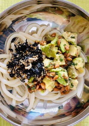 納豆アボカド海苔うどん-レシピのメイン写真