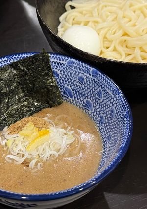 簡単で濃厚♪豚骨魚介つけ麺 とみ田風-レシピのメイン写真