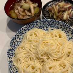 รูปของ 豚バラのつけうどん⭐︎