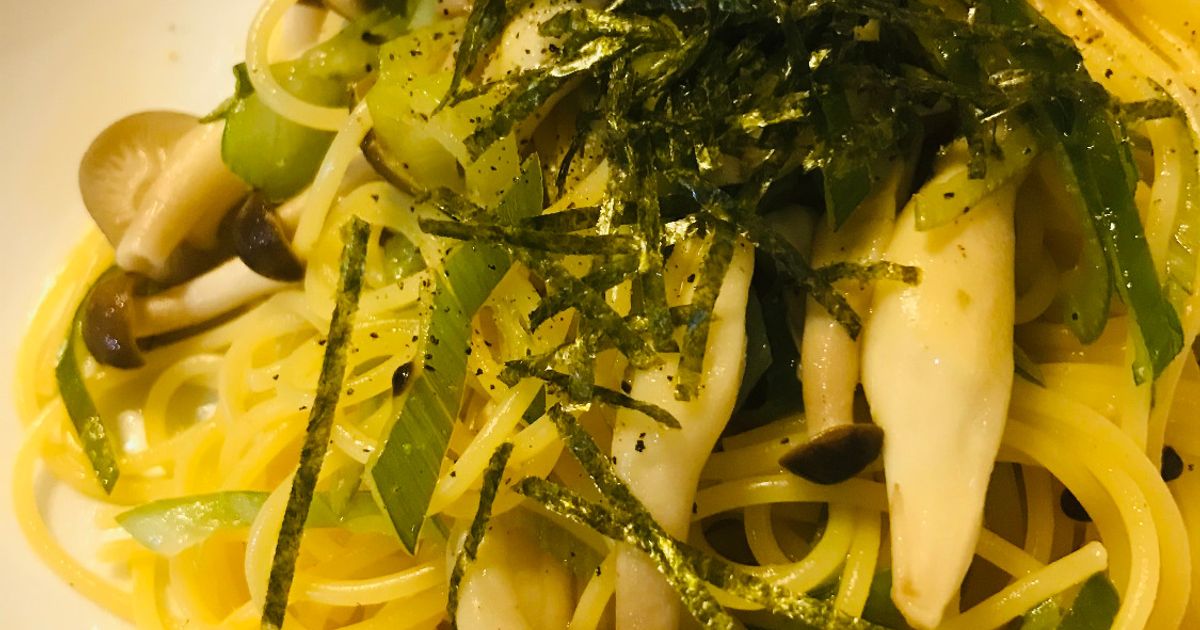 長ネギの青いところとシメジの和風パスタ by BistroMiti