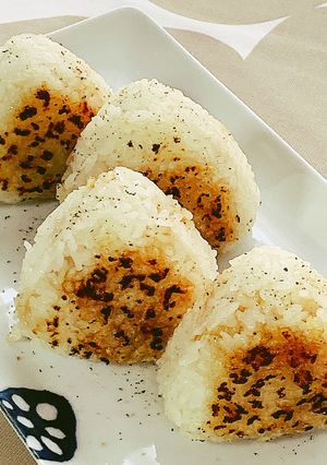 ペッパーブリー焼きおにぎり-レシピのメイン写真
