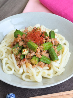 オクラの汁なし肉味噌うどん-レシピのメイン写真