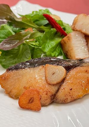 サワラのガーリックバターしょうゆ焼き-レシピのメイン写真