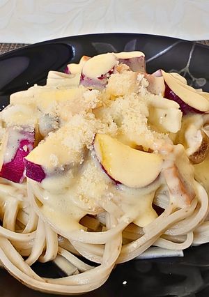 簡単なのに濃厚！ キノコとおいものクリームうどん-レシピのメイン写真