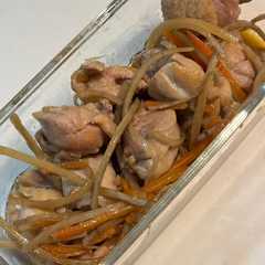 รูปของ めんつゆで！鶏肉の煮物
