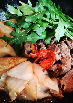 アワビ茸とセルバチコのすき焼き牛肉は少し-レシピのメイン写真