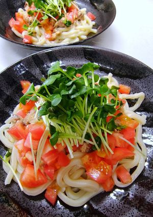 鯖缶と夏トマトの冷やしごまうどん-レシピのメイン写真