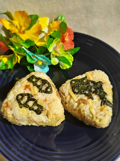 沖縄風やきそばのそばめしおにぎり-レシピのメイン写真