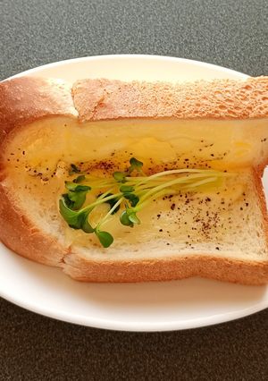 かいわれon🥢マヨチートースト-レシピのメイン写真