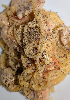 簡単具沢山・鶏肩肉のカルボナーラ風パスタ-レシピのメイン写真